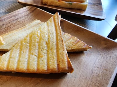 Kremé de la Kremé Cafe