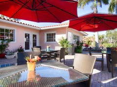 Kunjani Craft Coffee & Gallery