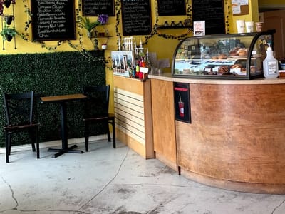 la Gabriella Coffeeshop & Pastries