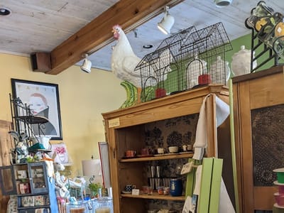 La Niche Gourmet and Gifts