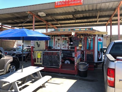 La-Tina's Cafe Food Truck