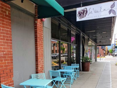 La Vie En Coffee Bar & Bakery