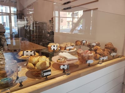 La Vie En Coffee Bar & Bakery