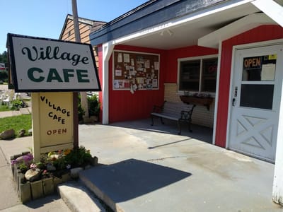 Lake Tomahawk Village Cafe & Pub