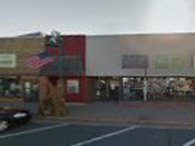 Laura's Bake Shop & Cafe