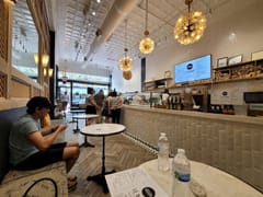 Le Banh Cafe