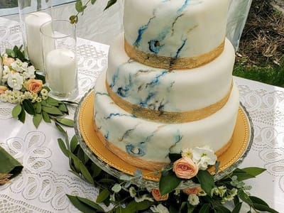 Le Bebe Cakes Bakery Cafe