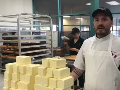 Le Macaron French Pastries