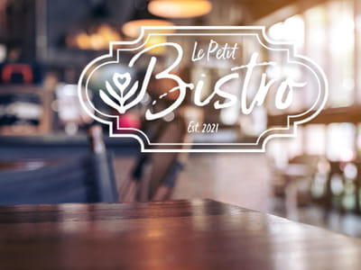 Le Petit Bistro