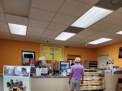 Lee's Donuts