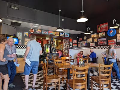 Lee Street Station Cafe