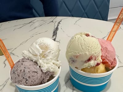 Legendairy Gelato • Cafe