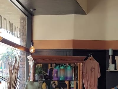 Legendary Juice + Coffee Bar & Salon