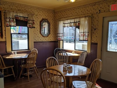 Lety's Kitchen & Coffee