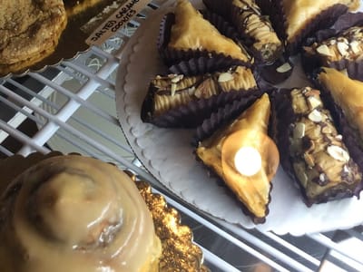 Lingonberry's Pastry and Coffee Shop & Lodge