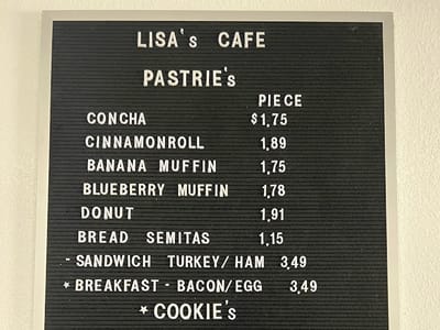 Lisa’s Cafe. Coffee and Sweets