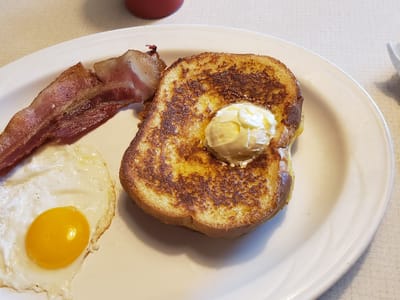 Little Cottage Café