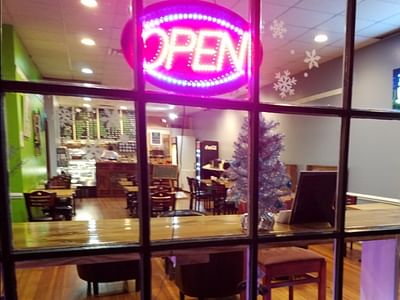 Little Green Hive Grandin