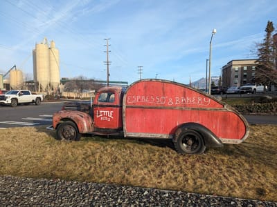 Little Red's Espresso & Bakery