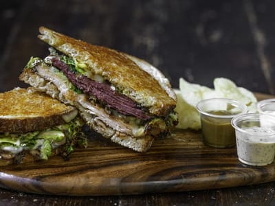 Lo/Cal Coffee & Market