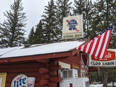 Log Cabin Tavern & Cafe