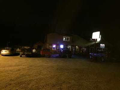 Log Cabin Tavern & Cafe