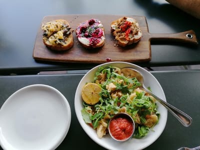 Lola Savannah Coffee Lounge - Lakeway