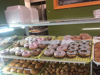 Long beach donuts