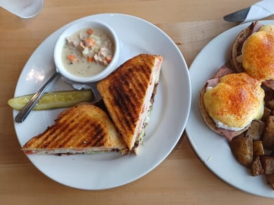 Longbottom Coffee & Tea