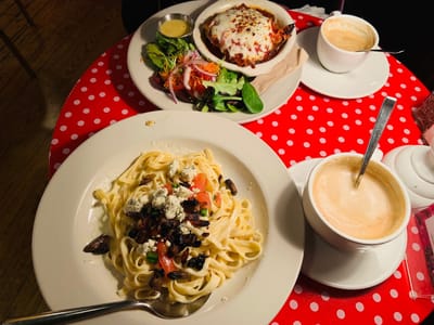 Longbranch Cafe & Bakery