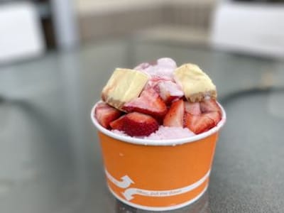 Look Up Dessert Cafe