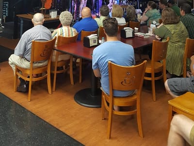 Lorraine's Coffee House & Music