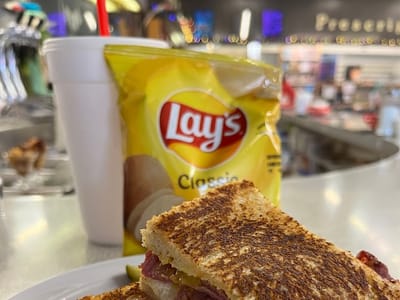 Los Banos Downtown Fountain and Gifts