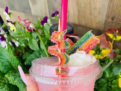 Love a Latte Coffee & Gifts