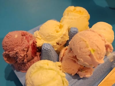 Love Creamery Canal Park