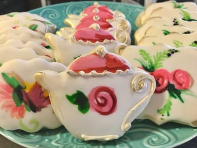 Lovely Layers Cakery