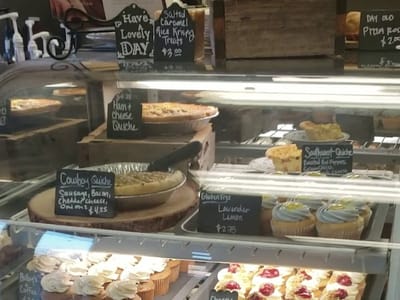 Lovely Layers Cakery