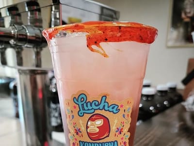 Lucha Kombucha