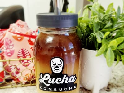 Lucha Kombucha