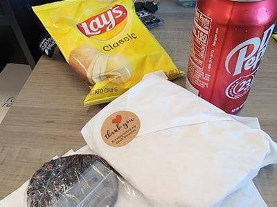 Lulu's Lunchbox Vintage Cafe