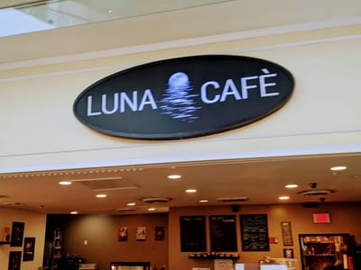Luna Cafe