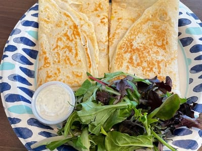 Lynn's Coffee & Crepes