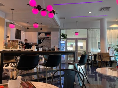 Mōtōneko Café & Izakaya