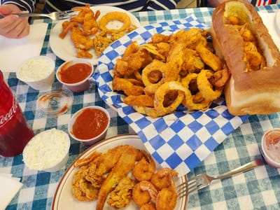 MacBe Seafood And Cafe