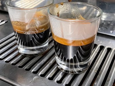 Mad Hooter Coffeehouse & Gallery