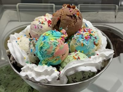 Maddi Mae's Café & Creamery