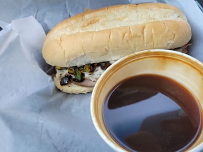 Mae’s Espresso Café