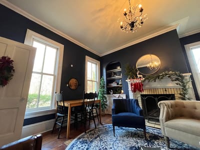 Maggie & Moe's at The Sycamore Farmhouse