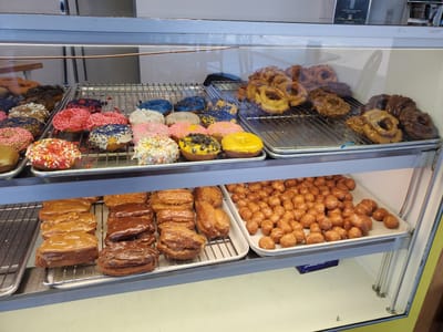 Magic Donuts and Coffee