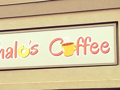 Mahalo's Coffee & Mini Donuts